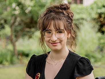 Lisa Klose, Alt 2